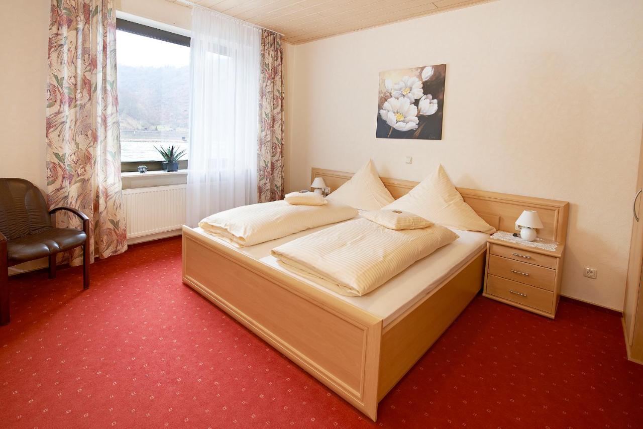 Hotel & Restaurant Krone Kestert Екстериор снимка