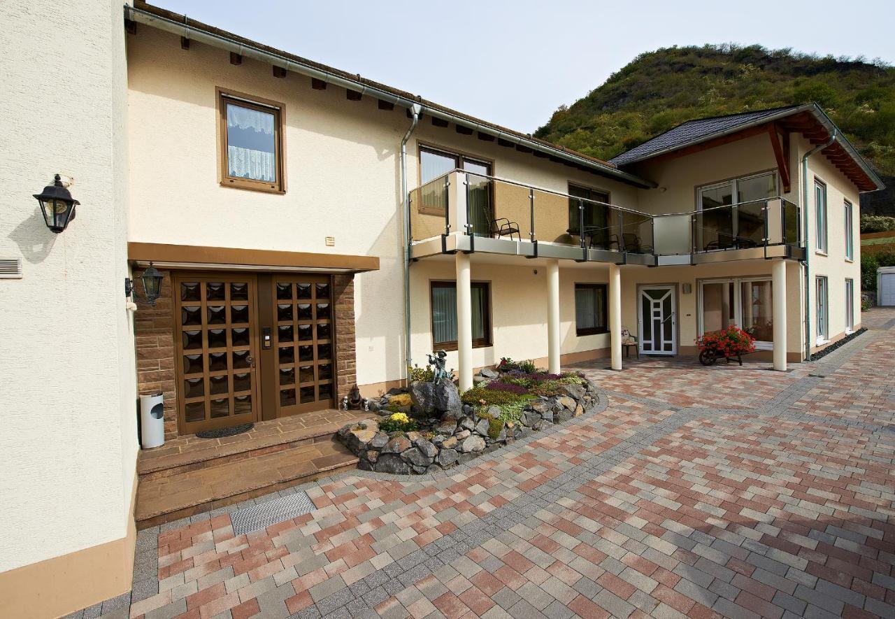 Hotel & Restaurant Krone Kestert Екстериор снимка
