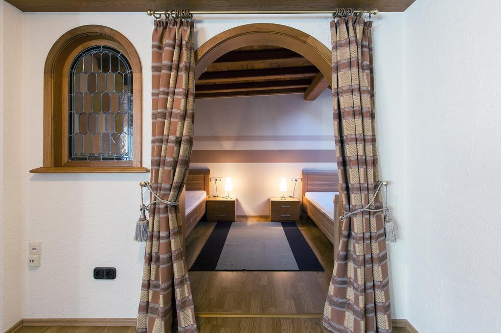 Hotel & Restaurant Krone Kestert Екстериор снимка