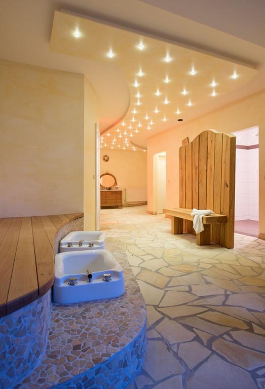 Hotel & Restaurant Krone Kestert Екстериор снимка