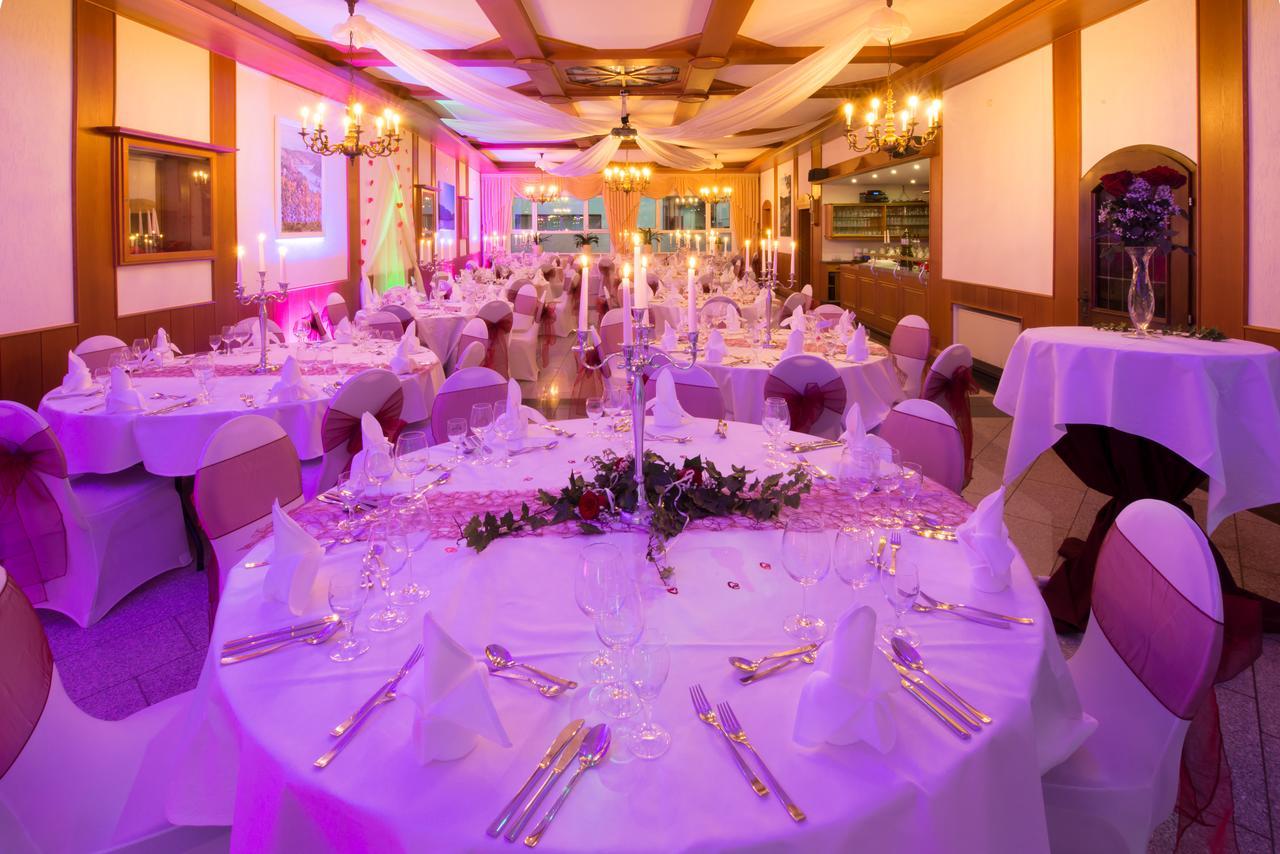Hotel & Restaurant Krone Kestert Екстериор снимка