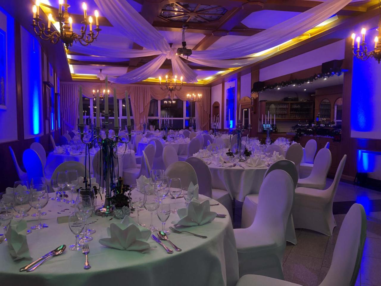 Hotel & Restaurant Krone Kestert Екстериор снимка
